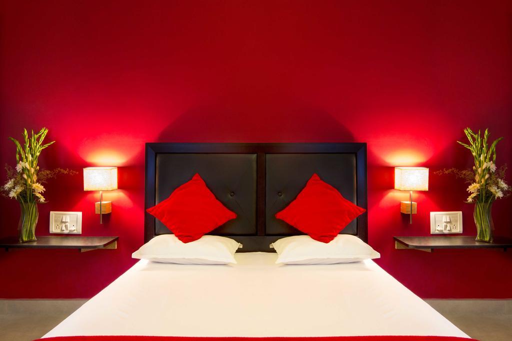 Amber Inn Бангалор Екстериор снимка