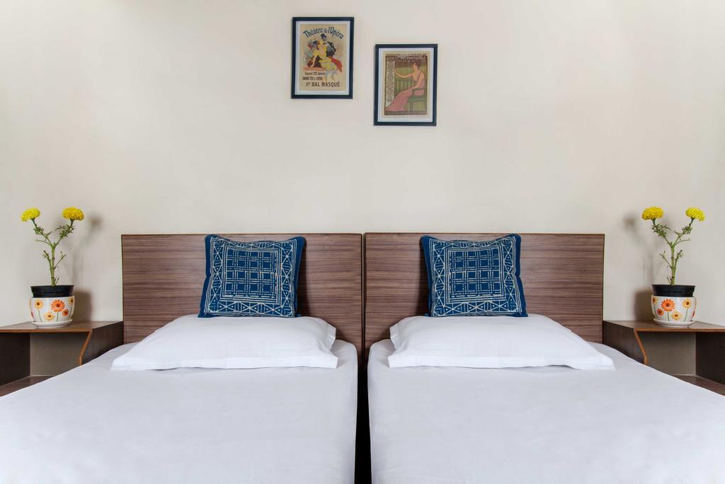 Amber Inn Бангалор Екстериор снимка