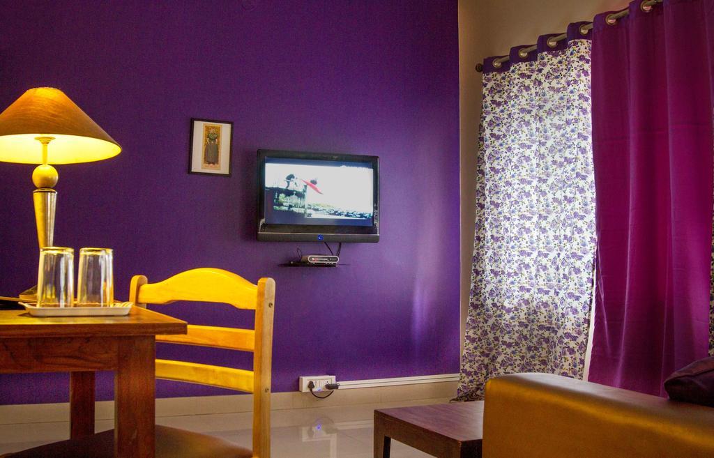Amber Inn Бангалор Екстериор снимка